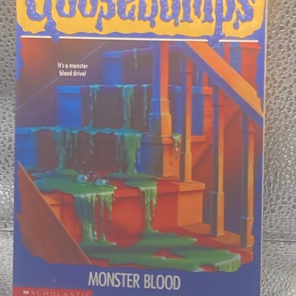 Vintage Book-Goosebumps Monster Blood 1992-RL Stine - Picture 1 of 4